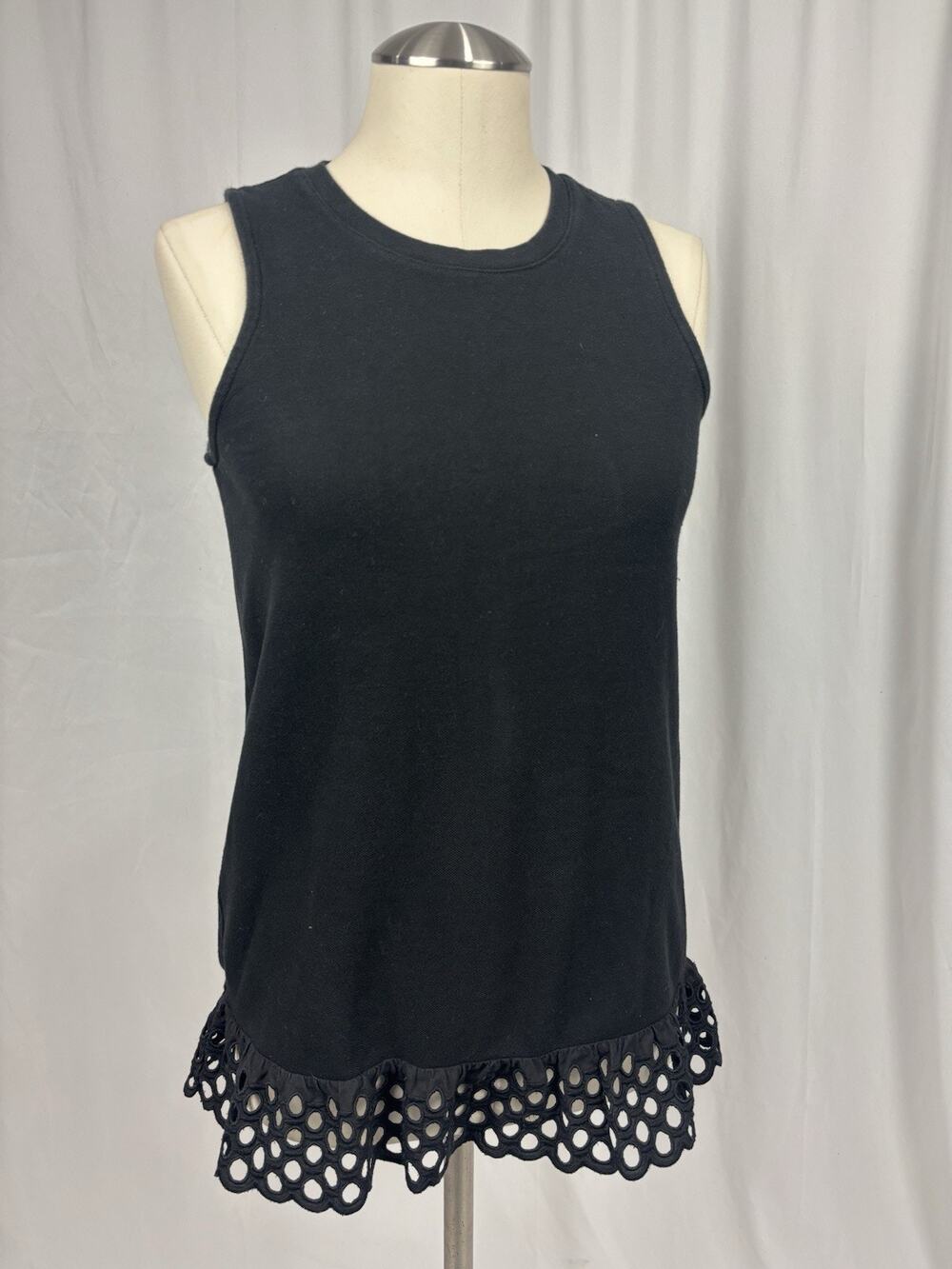 J Crew Black Sleeveless Crew Neck Shirt Tank Eyelet Lace Hem Preppy Size XS